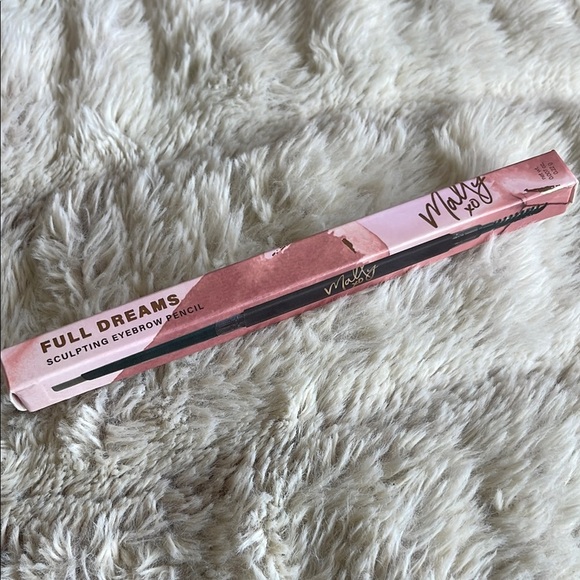 Mally Beauty FULL DREAMS Sculpting eyeBrow pencil-TAUPE - Picture 1 of 3